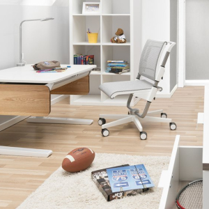 MOLL funkční nábytek – stoly COMPACT